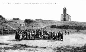 1009- Ain-el-turck - La Chapelle et le stade